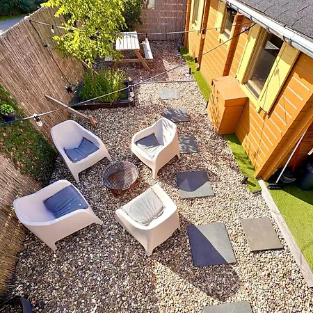Rustic Western Ranch House With Private Garden And Jacuzzi Between Amsterdam Haarlem And Schiphol Airport Vijfhuizen