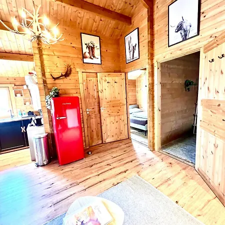 Rustic Western Ranch House With Private Garden And Jacuzzi Between Amsterdam Haarlem And Schiphol Airport 別荘 *