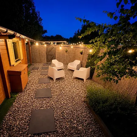 Rustic Western Ranch House With Private Garden And Jacuzzi Between Amsterdam Haarlem And Schiphol Airport * Vijfhuizen