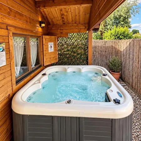 Vakantiehuis Cozy With Garden&jacuzzi Near Amsterdam