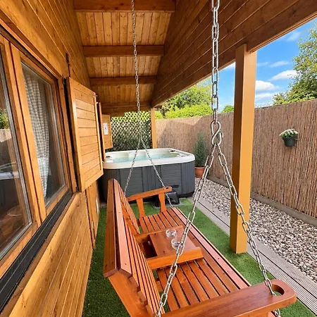 Vakantiehuis Cozy With Garden&jacuzzi Near Amsterdam *