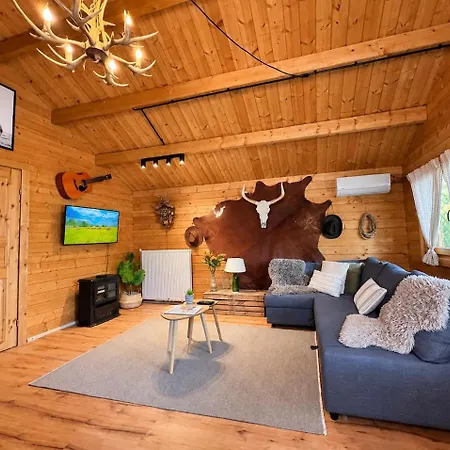 Cozy With Garden&jacuzzi Near Amsterdam Vakantiehuis Vijfhuizen